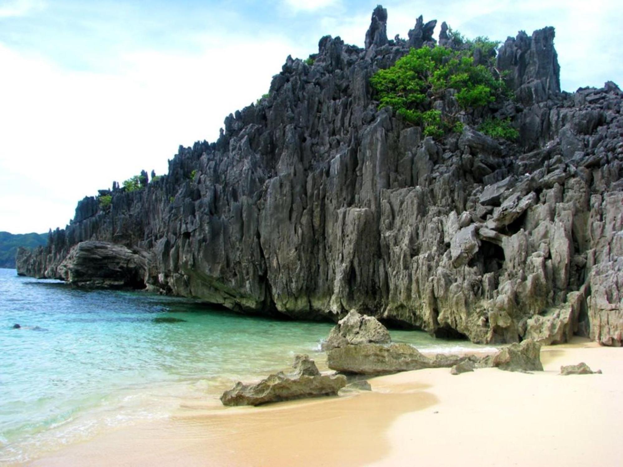 Reddoorz Near Colgante Bridge Naga City المظهر الخارجي الصورة